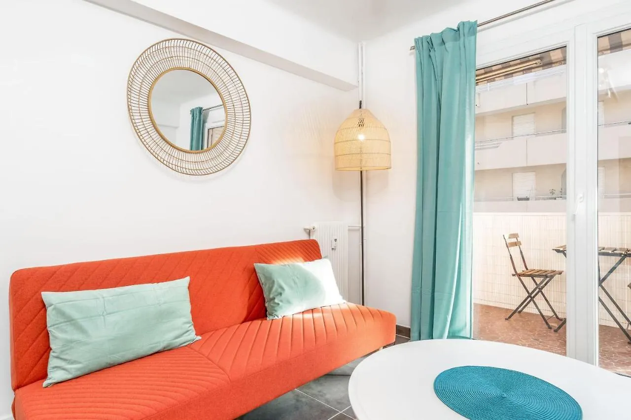 Appartement Corail - Welkeys Antibes Apartment
